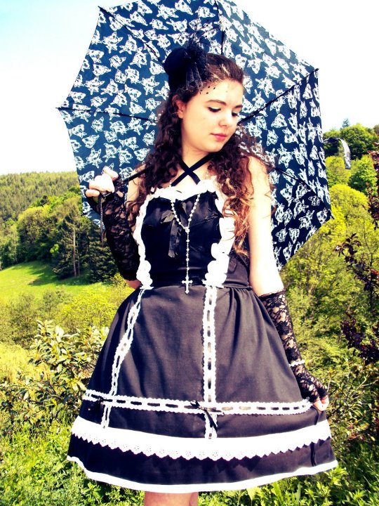Robe JSK gothic lolita noire et blanc