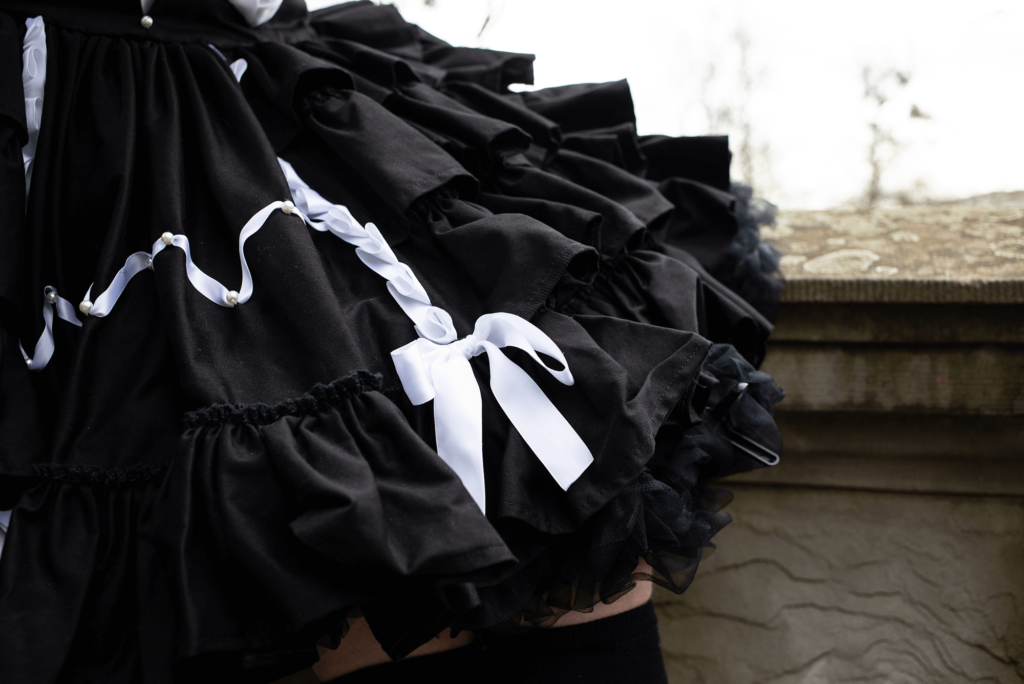 Détail jupe gothic lolita